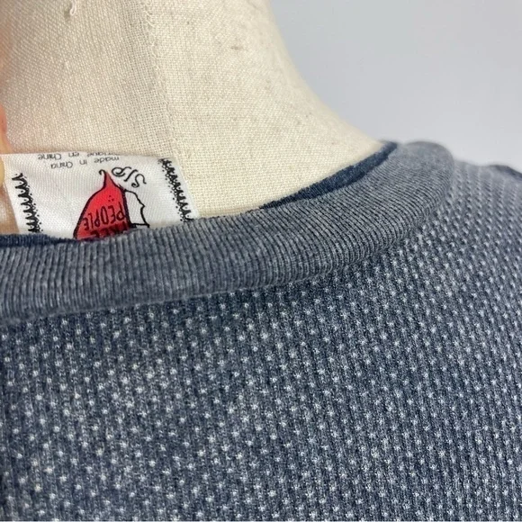 Free People • Studded Cuff Thermal Acid Wash Charcoal Gray S ASO Bella Swan - Picture 7 of 13